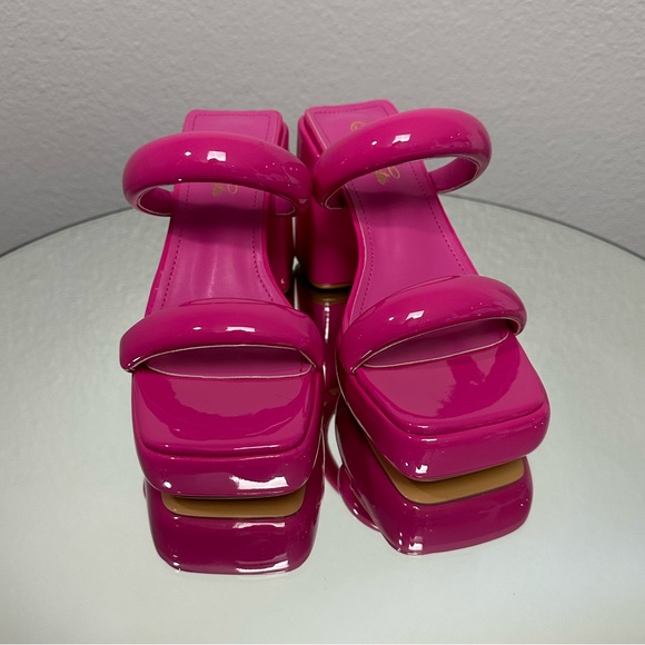Barbie Pink 3D Bubble Heels - Picture 3 of 6